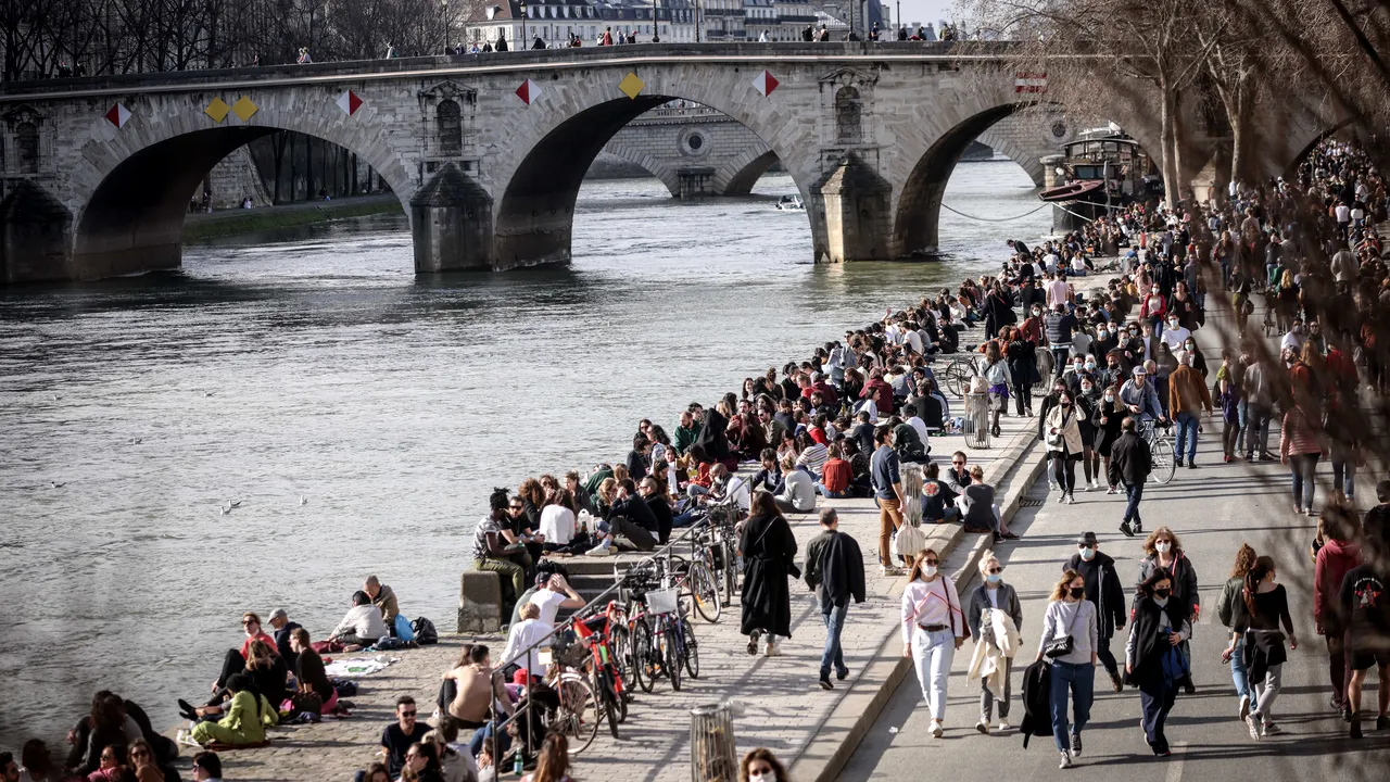 Calitatea apei din Sena, o preocupare pentru probele de înot de la Paris 2024