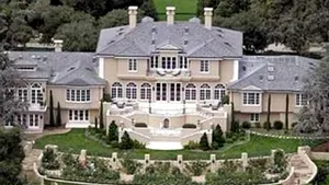 Cea mai bogată femeie de culoare din lume: Cum arată casele fabuloase şi avioanele lui Oprah Winfrey