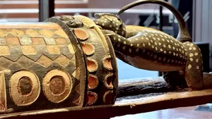 Franța returnează Coastei de Fildeș o tobă sacră jefuită în era colonială