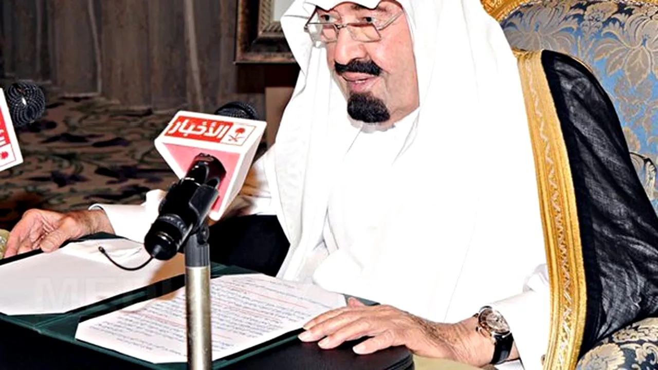 Regele Arabiei Saudite propunea implantarea de cipuri deţinuţilor de la Guantanamo