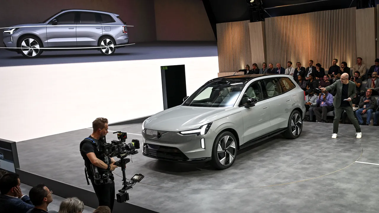 Volvo mută producţia de vehicule electrice din China în Europa