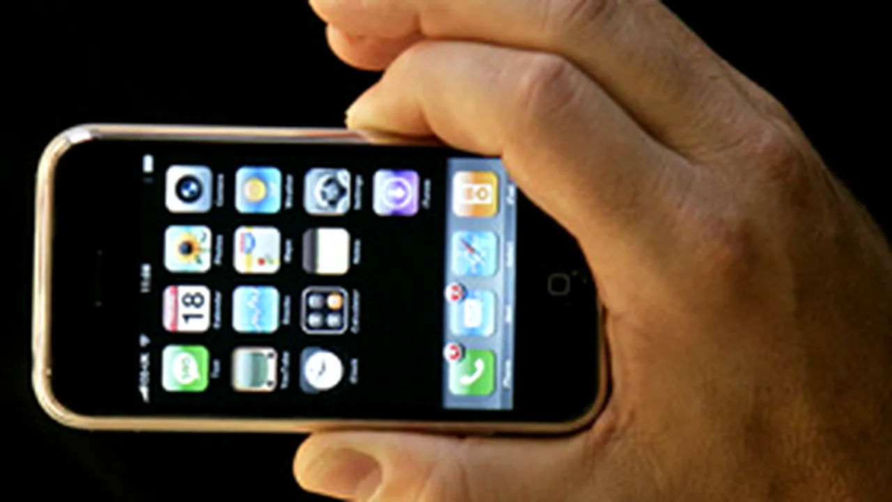 Orange aduce iPhone în România