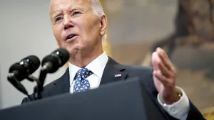 Biden a ajuns în Florida pentru a vedea pagubele produse de uraganul Milton