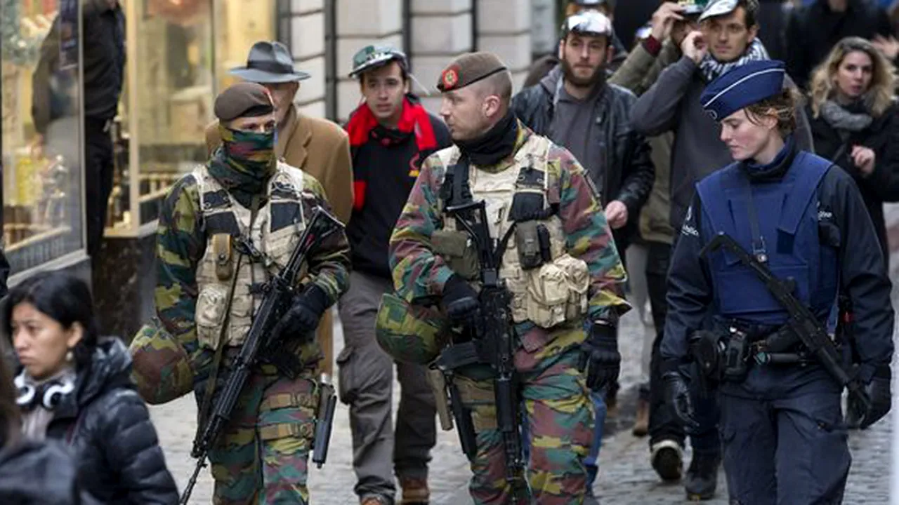 Confruntări violente între manifestanţi şi poliţie în Bruxelles. Cel puţin 12 persoane au fost reţinute