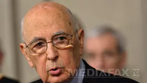 Giorgio Napolitano demisionează din funcţia de preşedinte al Italiei