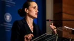 Oana Țoiu, înaintea moțiunii de cenzură: Votul meu este împotriva. Suntem într-o criză politică inutilă