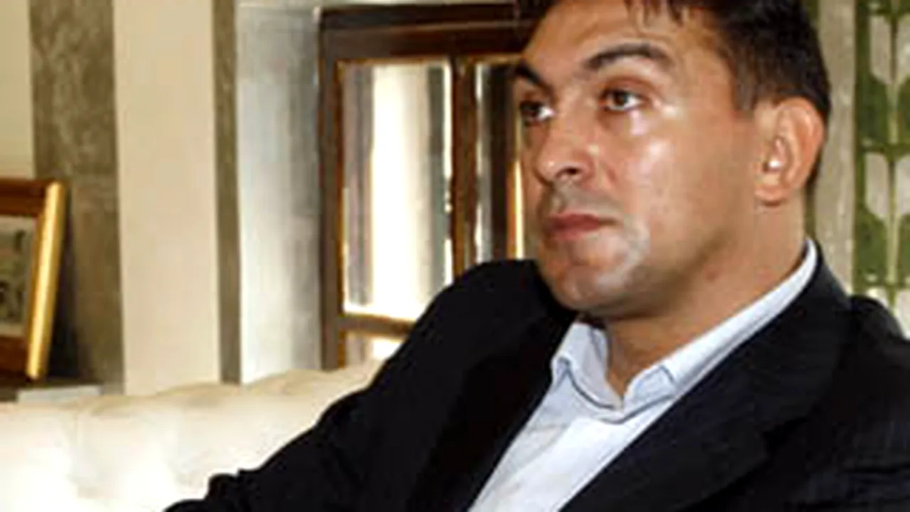 Cei doi bărbaţi care l-au ameninţat pe Ilie Dumitrescu, arestaţi
