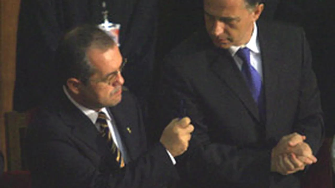Liderii PSD şi PDL se întâlnesc la Palatul Parlamentului