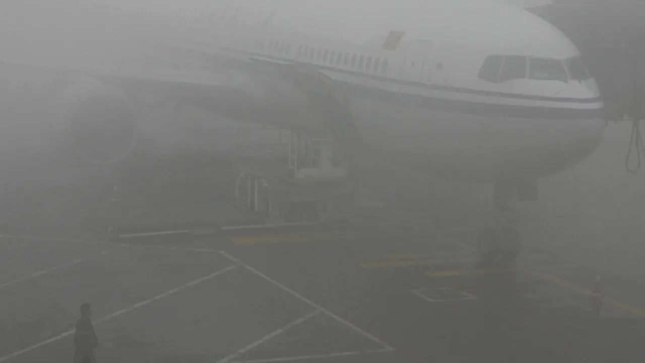 TRAFIC aerian perturbat din cauza ceţii: Curse anulate sau redirecţionate de pe Aeroportul Internaţional din Timişoara