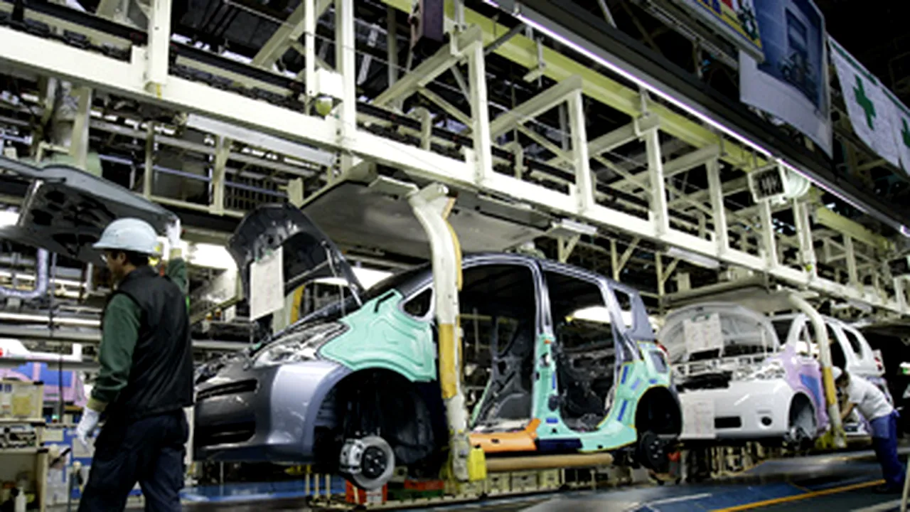 O companie deţinută de Toyota şi GM în SUA va renunţa în 2010 la toţi angajaţii