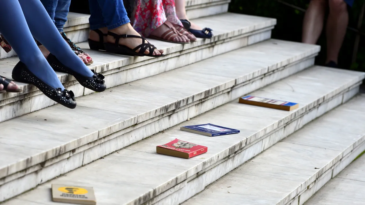Studiu INSSE: Populaţia rezidentă tânără va scădea aproape la jumătate până în 2060