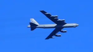 NATO şi Rusia organizează separat exerciţii ale forţelor nucleare, programate de mai mult timp
