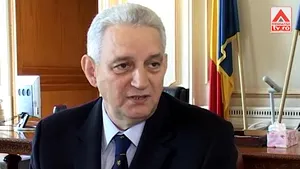 INTERVIU: Ilie Sârbu: Dacă trece moţiunea, Băsescu nu pune premier PSD-PNL, dar îl sacrifică pe Boc