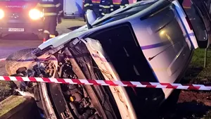 Accident grav în Teleorman. O mașină în care se aflau șase oameni s-a răsturnat