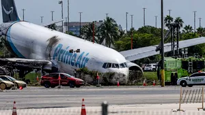 EXTERNE Amazon suspendă zborurile 21 Air în urma accidentului aviatic în care au murit cinci oameni