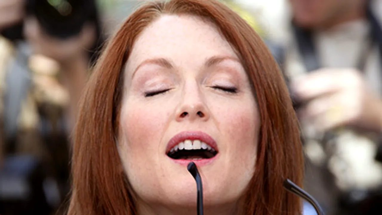 Julianne Moore: Actriţele ar trebui să-şi arate adevărata vârstă