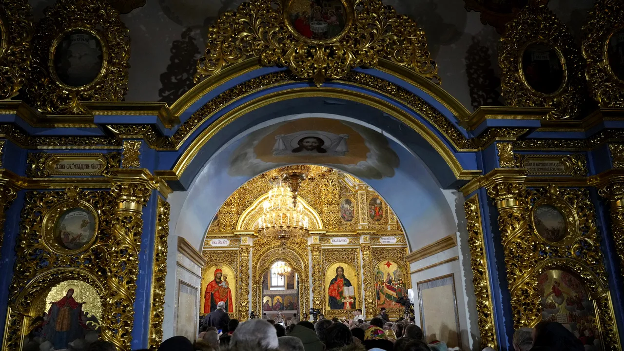 Ucraina sfidează Rusia sărbătorind primul Crăciun pe 25 decembrie