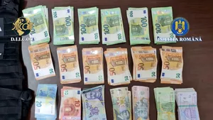 Cămătari care și-au dus victimele la muncă în Ungaria, prinși. Oamenii primeau carne „pe caiet”