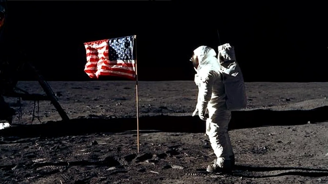 Donald Trump vrea să trimită o misiune cu echipaj uman pe Lună: 