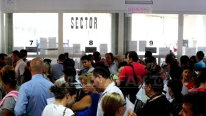 Cum să-ţi plăteşti taxele online. Ghişeu.ro e în teste la Ministerul Comunicaţiilor