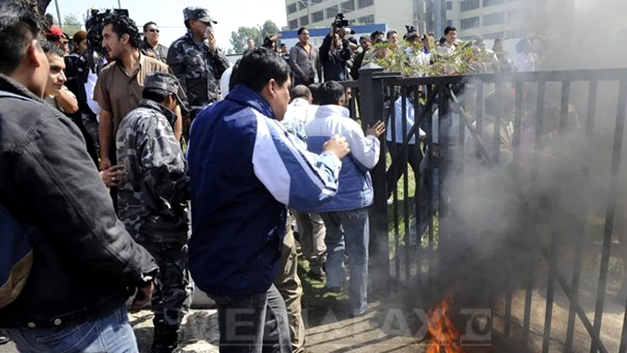 8 morţi şi 274 de răniţi după revolta poliţiştilor din Ecuador