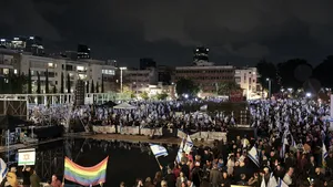 Netanyahu vrea în continuare să revizuiască sistemul judiciar din Israel, în ciuda protestelor