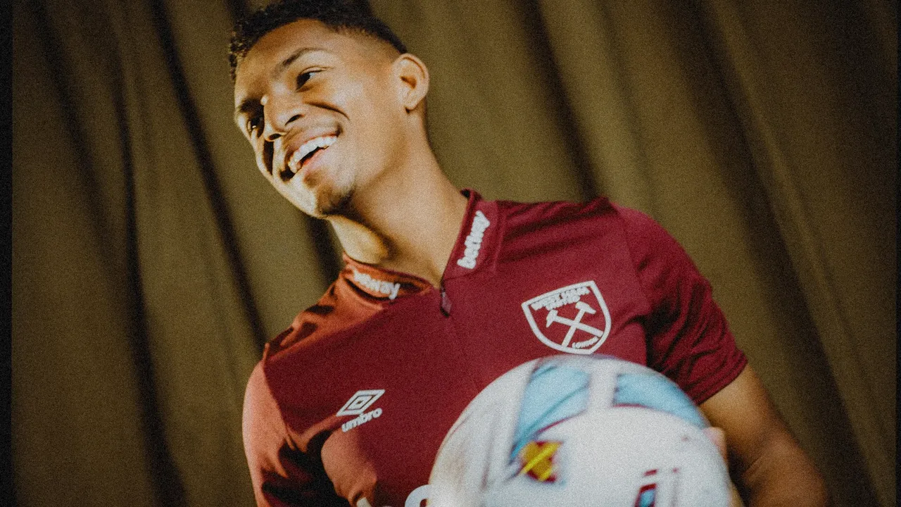 West Ham a semnat cu brazilianul Guilherme de la Palmeiras