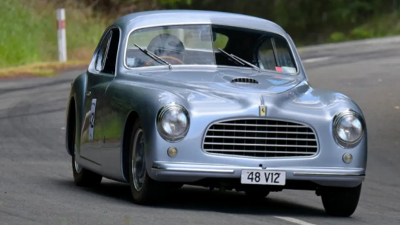Cel mai vechi Ferrari din lume, găsit în Noua Zeelandă. Este un 166 Inter şi este condus din 1948

