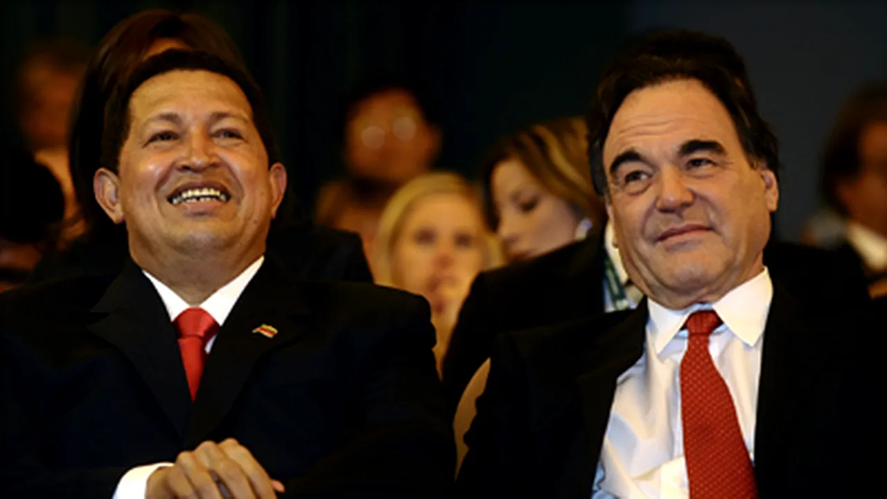 Hugo Chavez, ovaţionat de public la Festivalul de film de la Veneţia