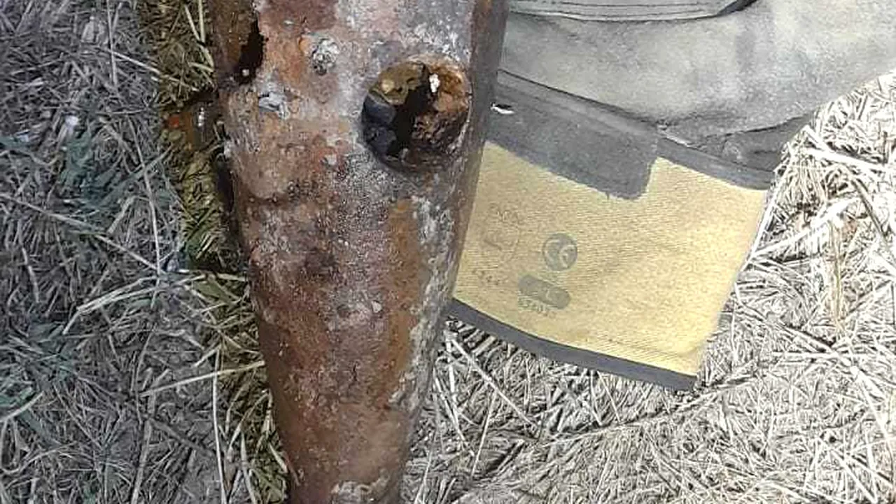 Un bărbat aflat la scăldat a descoperit o bombă