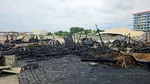 La 48 de ore după incendiu, Plaja H2O s-a redeschis in mod miraculous. Acum începe însa reconstrucția.