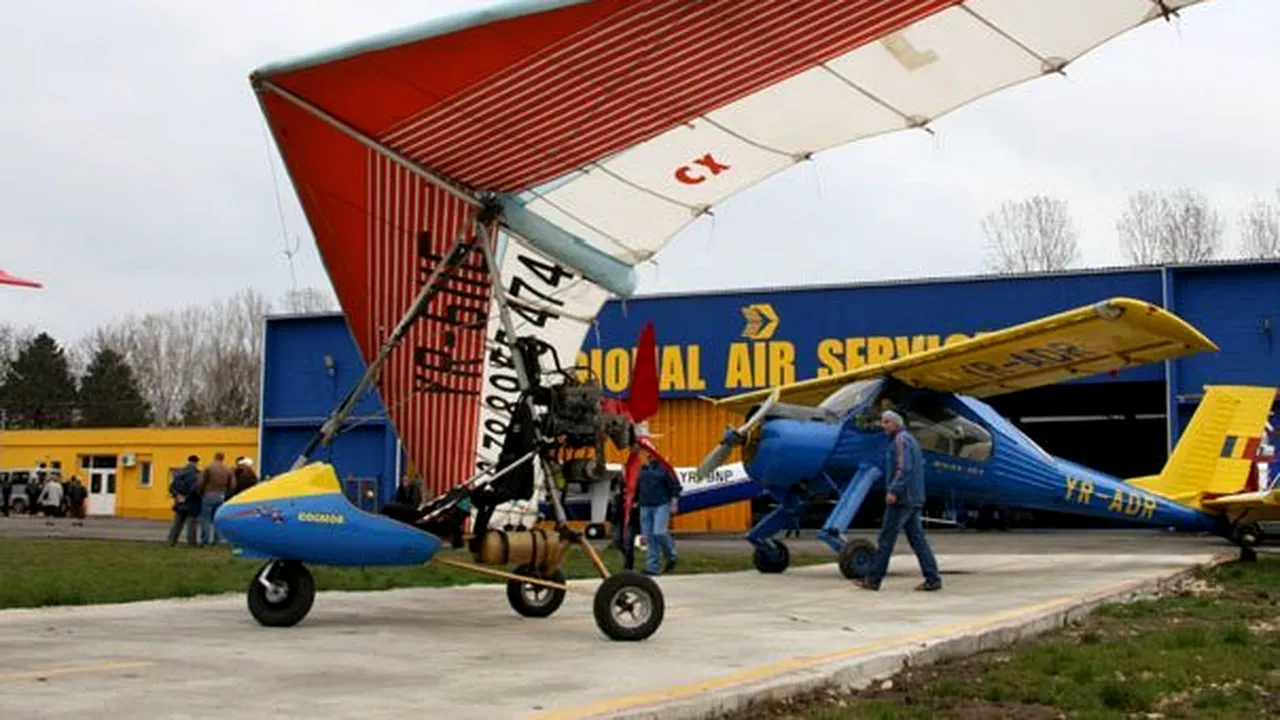 Un spectacol inedit de acrobaţie aeriană, Aeromania, are loc pe aerodromul Tuzla
