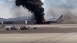 Un avion British Airways a luat foc pe pistă, la Las Vegas: Cel puţin 13 oameni au fost răniţi - VIDEO