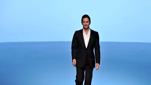 Creatorul de modă Marc Jacobs se căsătoreşte cu partenerul său