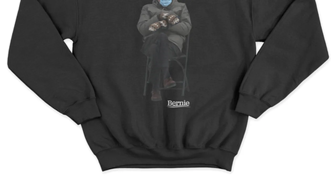 Bernie Sanders foloseşte meme-ul cu el în scopuri caritabile. Ce obiect vestimentar a creat