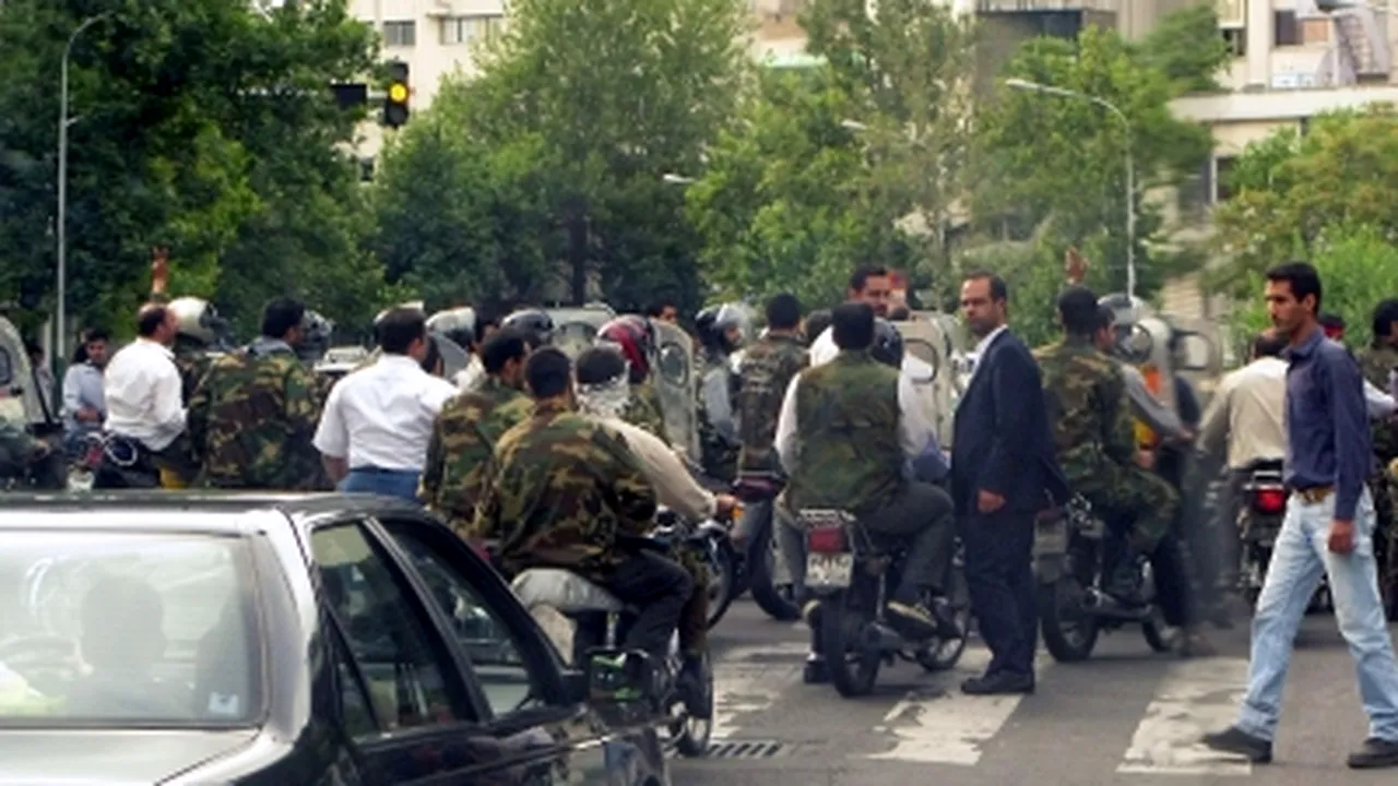 Protestatarii răniţi în Iran, arestaţi de miliţiile regimului de la Teheran - VIDEO