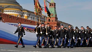 Militari NATO au defilat pentru prima dată în Piaţa Roşie - GALERIE FOTO