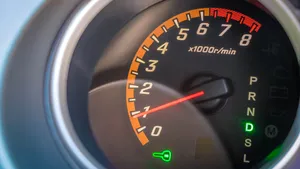 Factură imposibilă: aproape 30.000 de kilometri în 7 zile. Clientul condusese 1.400