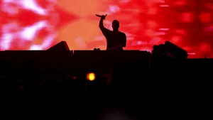 DJ cunoscut din Ibiza, acuzat că ar fi coordonat o rețea internațională de trafic de drogur