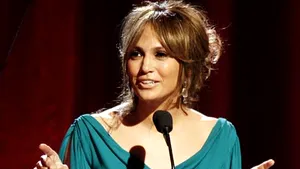Jennifer Lopez, afectată de criza economică