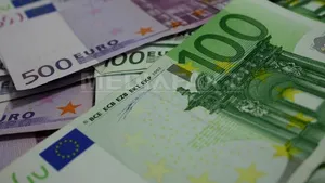 Băncile europene ar avea un deficit de capital de 80 mld. euro într-un scenariu mai dur