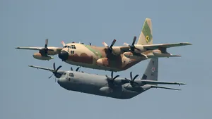 VIDEO Coliziune uşoară între avioane militare de gabarit mare în timpul unui miting aviatic de Ziua Israelului