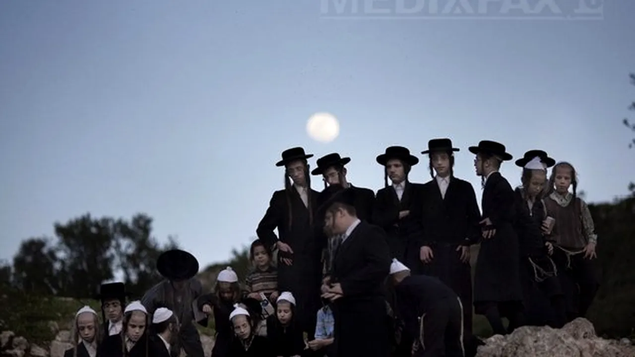 Evreii încep vineri Paştele, celebrarea eliberării din Egipt, cu o cină rituală
