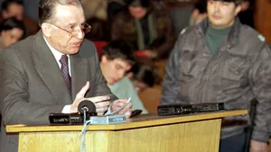 AVMR: Închiderea dosarului mineriadelor, o nouă mârşăvie