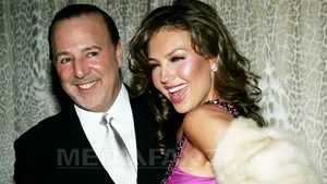 Thalia a născut un băieţel