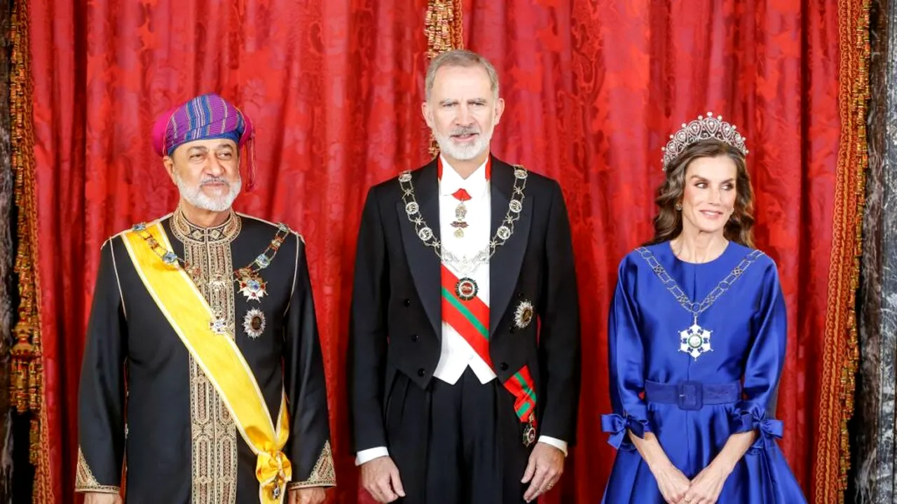 Familia regală spaniolă își mărește veniturile: Ce salarii anuale vor încasa regele Felipe al VI-lea și regina Letizia