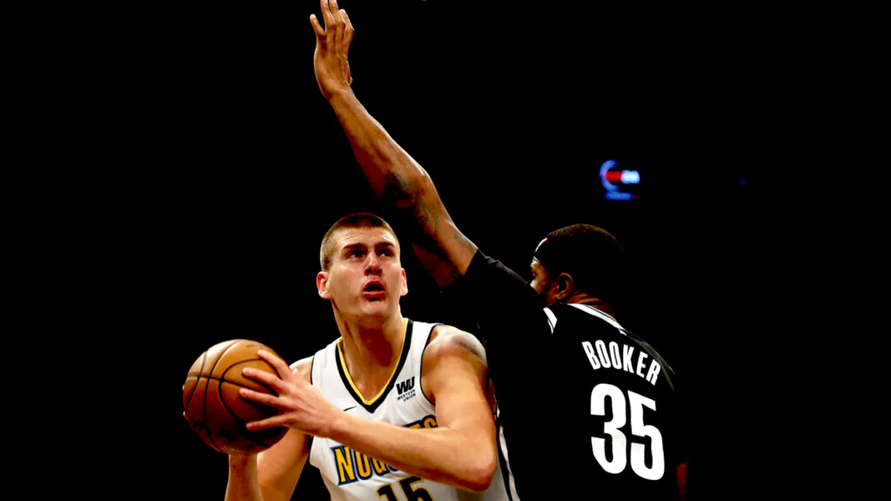 Nikola Jokic egalează recordul de puncte marcate în noul sezon al NBA. Sârbul de la Denver înscrie 55 de puncte, cu double-double