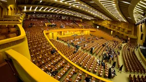 An electoral- promisiuni mari. Raluca Turcan: Renovăm Sala Palatului sau construim de la zero o sală de spectacole