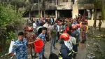 Proteste ale studenților din Dhaka, în urma accidentului aviatic. Marți, zi de doliu național în Bangladesh