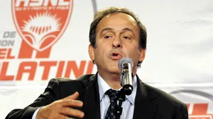 Michel Platini vine în România